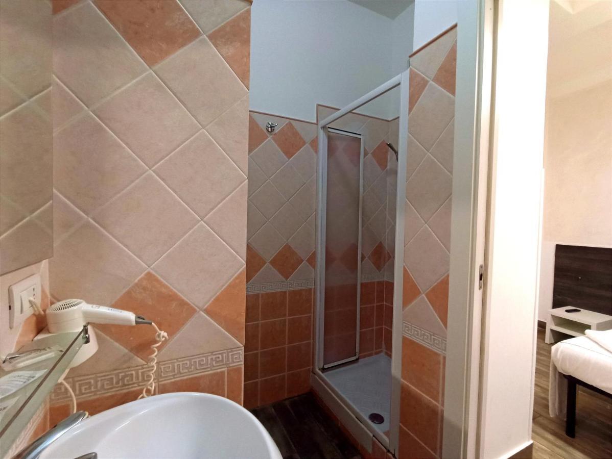 Tiburtina Guesthouse Rome Luaran gambar