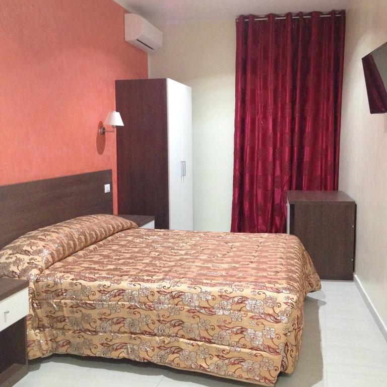 Tiburtina Guesthouse Rome Luaran gambar