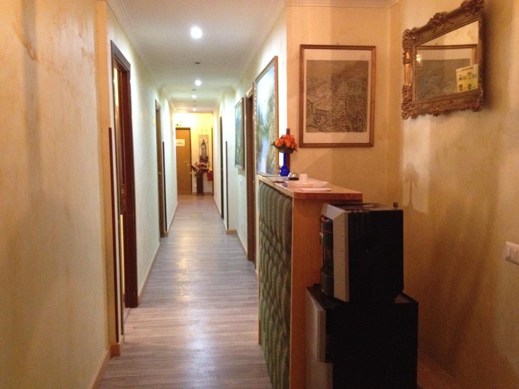 Tiburtina Guesthouse Rome Luaran gambar