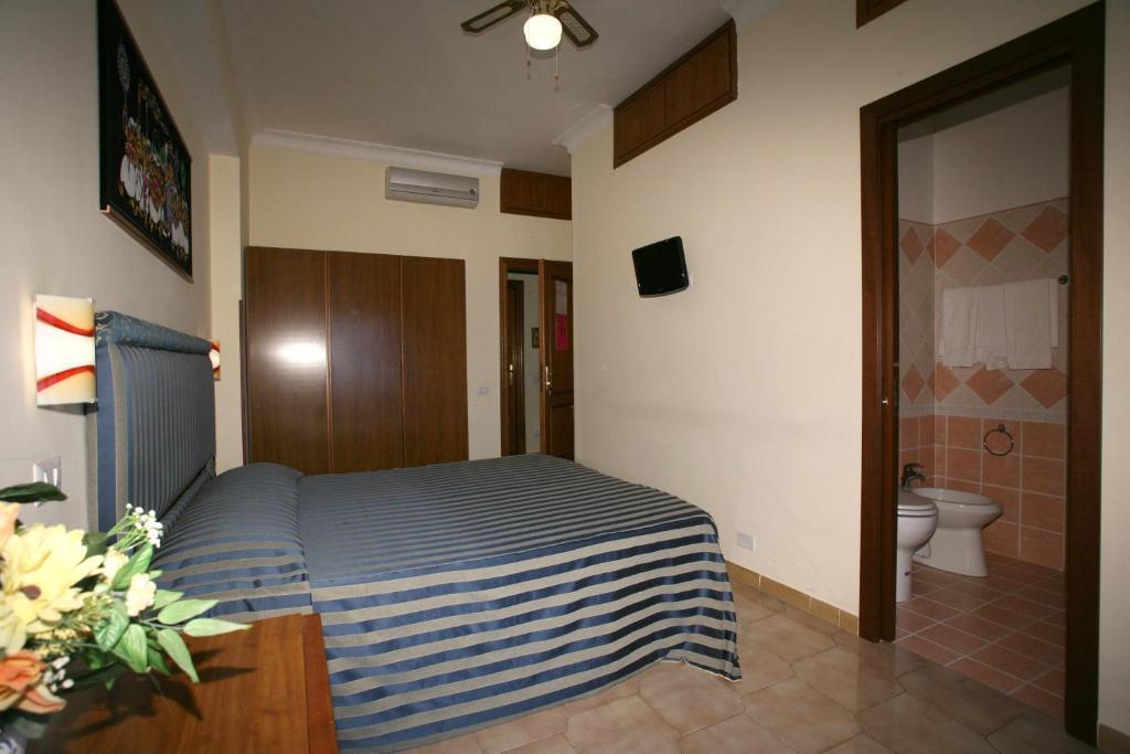 Tiburtina Guesthouse Rome Luaran gambar